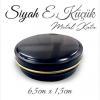 siyah küçük metal kutu